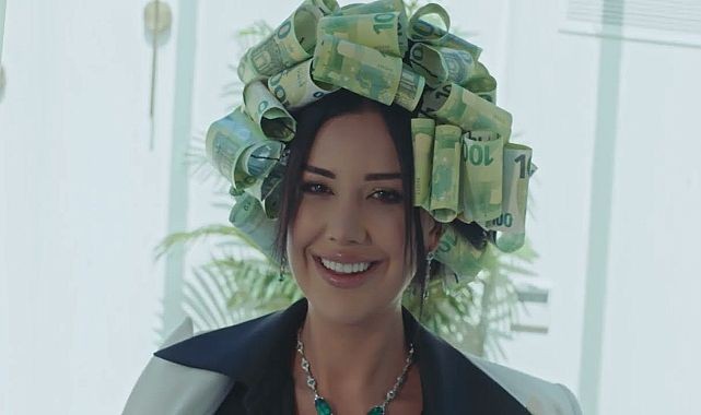 Dilan Polat’ın, gözaltına alınırken polislerden istediği şey "Yok artık" dedirtti! Tahmin bile edemeyeceksiniz! Bu nasıl bir manyaklık böyle