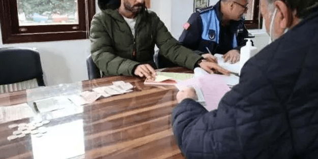 Dilencinin üzerinden 11 bin 810 lira çıktı!