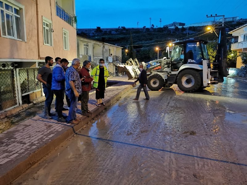 Dilovası Belediyesinden yağmur seferberliği 