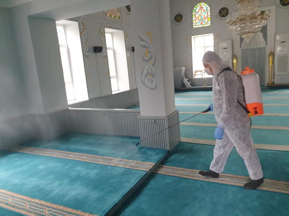 Dilovası’nda camiler cuma namazına hazır 