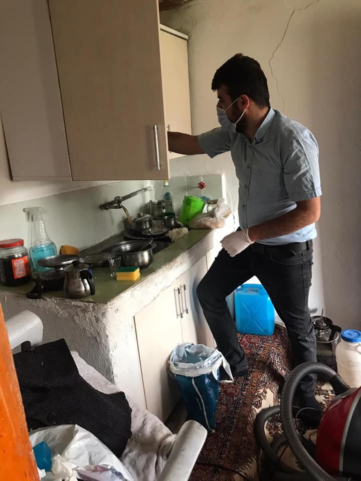 Din görevlilerinden alkışlanacak hareket 