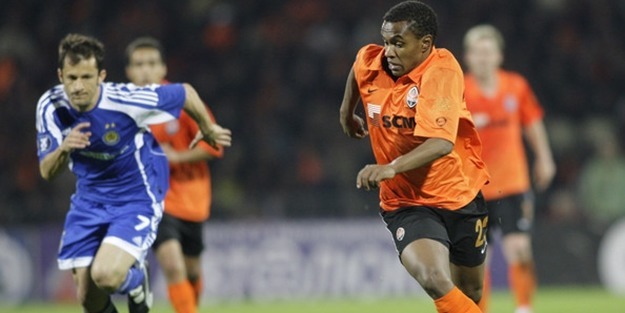 Dinamo Kiev kendi evinde yenildi!