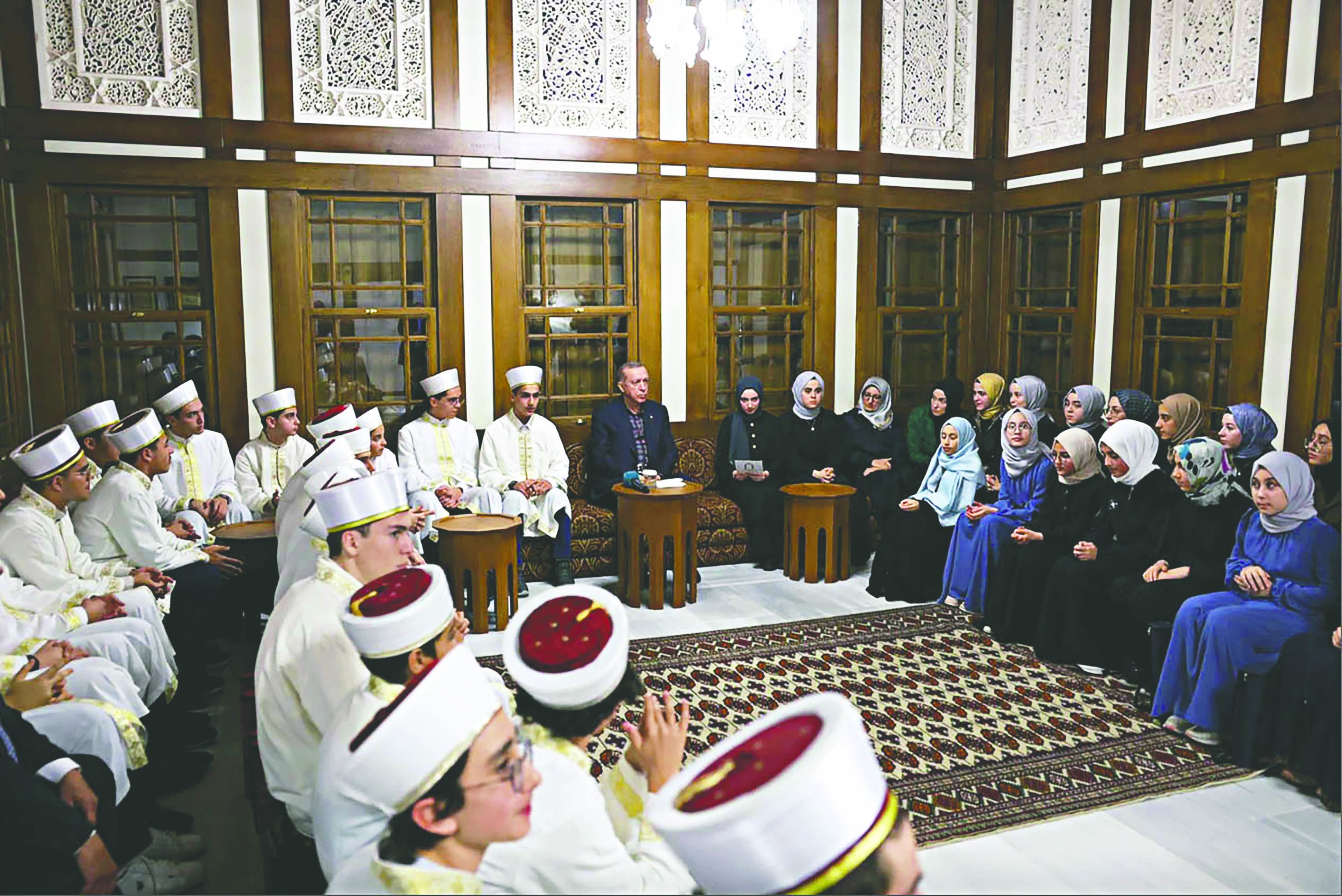 Dindar nesil kudurtuyor