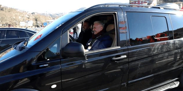 Direksiyona geçen Binali Yıldırım, Erdoğan'ın açtığı yolu kullandı