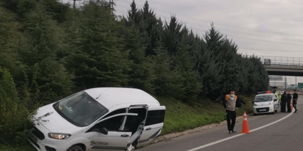 Direksiyonda 'beyin kanaması' geçiren sürücü kaza yaptı!