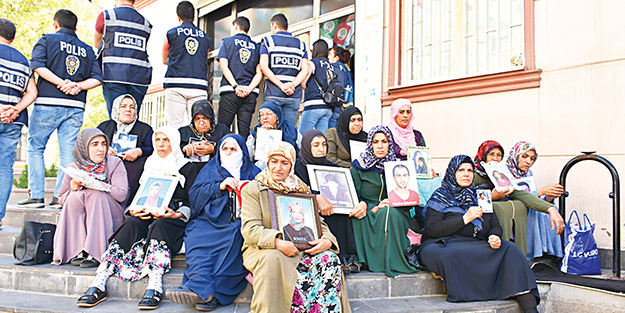 Direniş bir ayı buluyor! Sözde kadın dernekleri analara kör