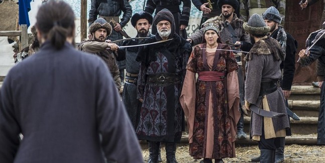 Ya biat edecekler ya da ölecekler!.. /VİDEO