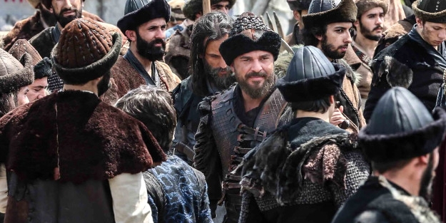 Diriliş Ertuğrul bir güçlü ismi daha kadrosuna kattı!