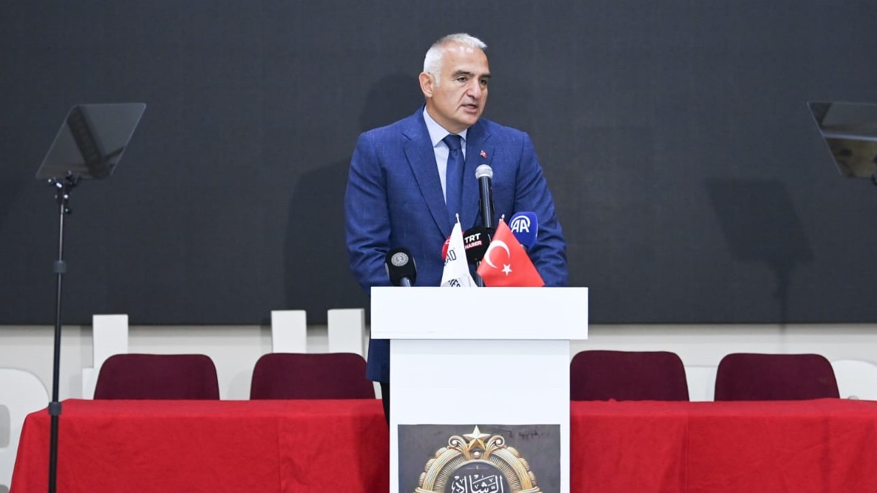 Diriliş Şairi Karakoç'a bilimsel vefa