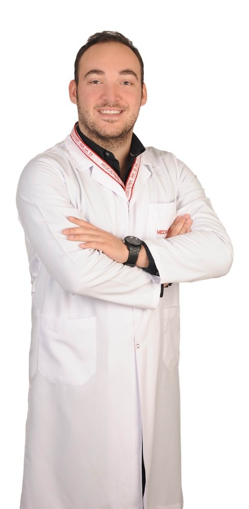 Diş ağrısına evde üretilen çözümler dişlerin canlılığını kaybetmesine neden oluyor 