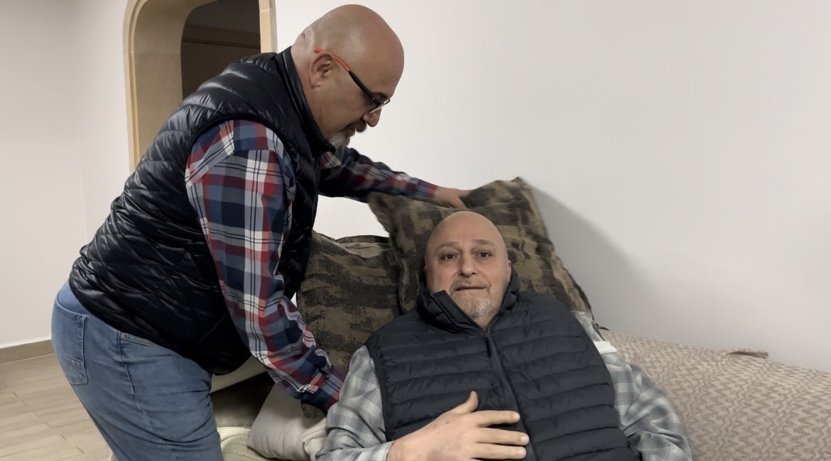 Diş doktorunu bıçaklayan kadın tutuklandı