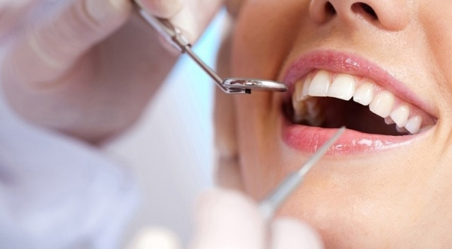 Diş eti kanamalarını görmezden gelmeyin