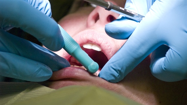 Diş eti kanamasını ciddiye alın