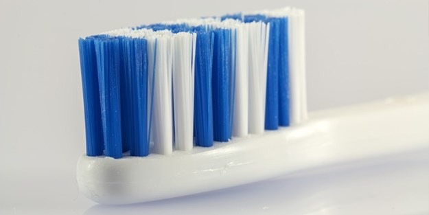 Diş fırçası kullanırken dikkat edin