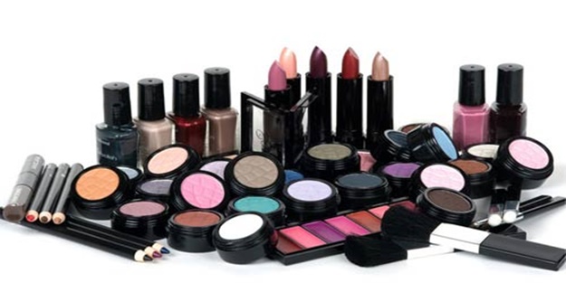 Dış görünümlerine aldanmayın... 379 kozmetik ürün 'güvensiz' bulundu
