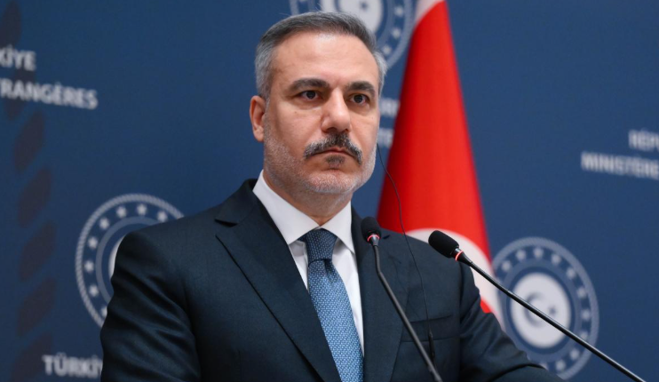 Dış politikada Asya-Pasifik hamlesi! Bakan Fidan, Endonezya ile dev işbirliğini duyurdu
