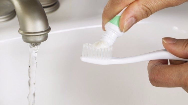 Diş sağlığı hakkında doğru bildiğimiz yanlışlar!