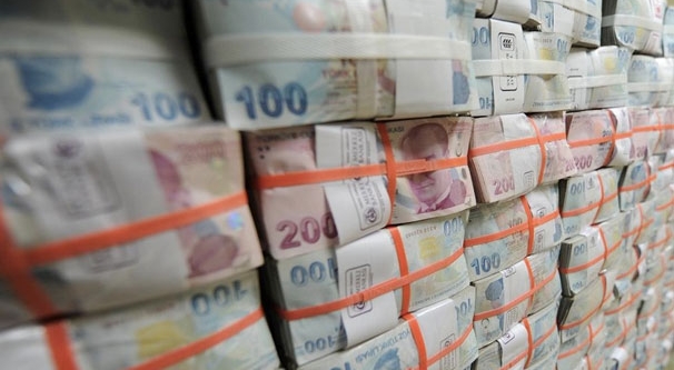 Bütçe açığı 3,3 milyar lira oldu