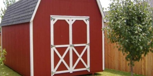 Dışarıdan ahıra benziyor, içi ise...