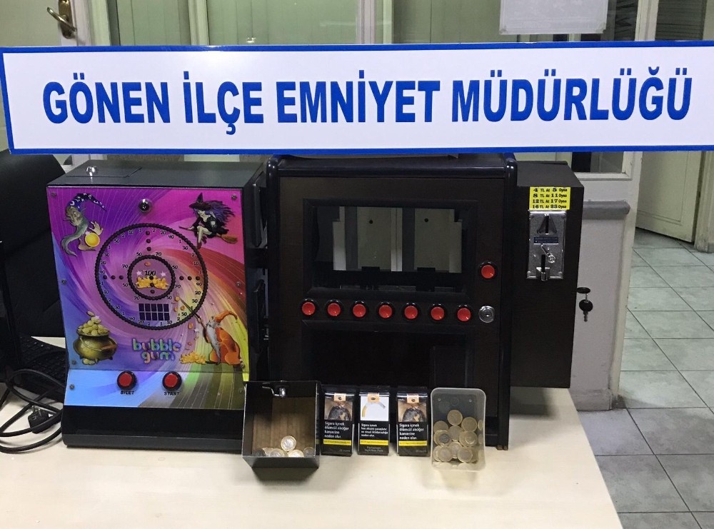 Dışı şarj cihazı, içi kumar makinesi 