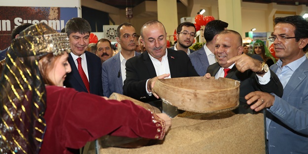 Dışişleri Bakanı Çavuşoğlu Antalya'da