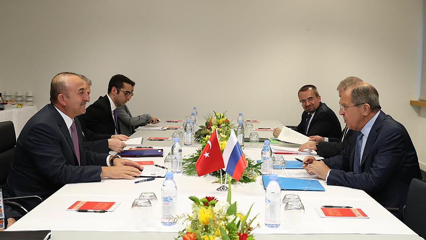 Dışişleri Bakanı Çavuşoğlu Rus mevkidaşı Lavrov ile bir araya geldi