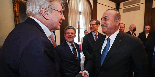 Dışişleri Bakanı Çavuşoğlu, Washington’da iş dünyası temsilcileriyle buluştu