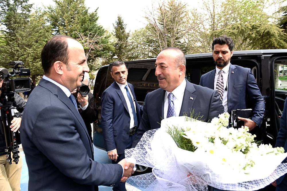 Dışişleri Bakanı Çavuşoğlu’ndan büyükşehire ziyaret 