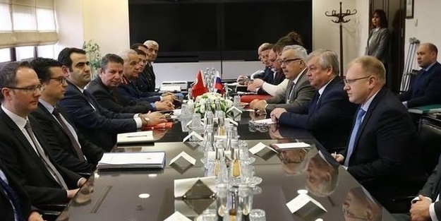 Dışişleri duyurdu! Türkiye-Rusya toplantısı sona erdi