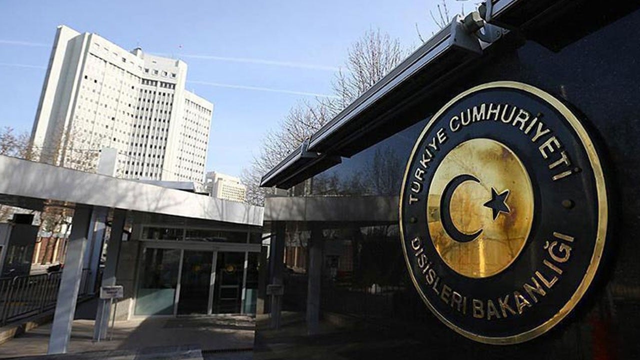 Dışişleri’nden AB’ye ‘Türklere iftira anıtı’ tepkisi: Rumların oyuncağı olmayın!