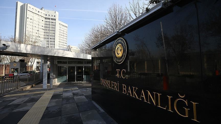 Dışişleri'nden Almanya'da bekletilen Türk kafilesi açıklaması