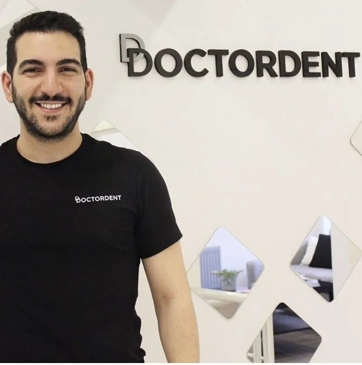 Dişlerde yeni trend: Diş dövmesi 