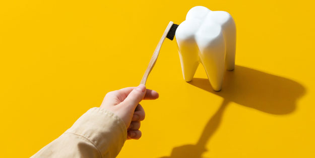 Dişlerinizin sararmasına neden olan en yaygın hatalar