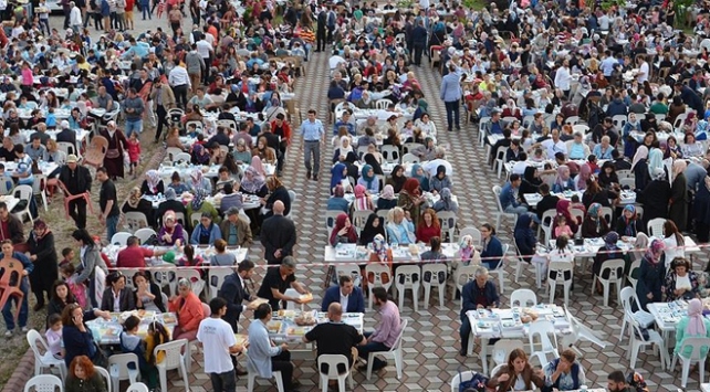 DİTİB, Almanya’da her gün bin kişiye iftar yemeği verecek