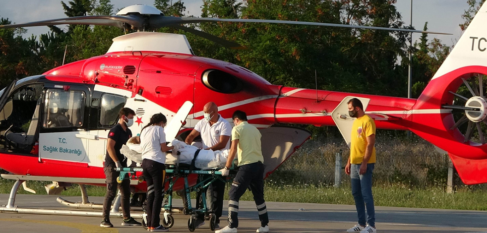 Diyaliz hastası kadın ambulans helikopterle hastaneye yetiştirildi