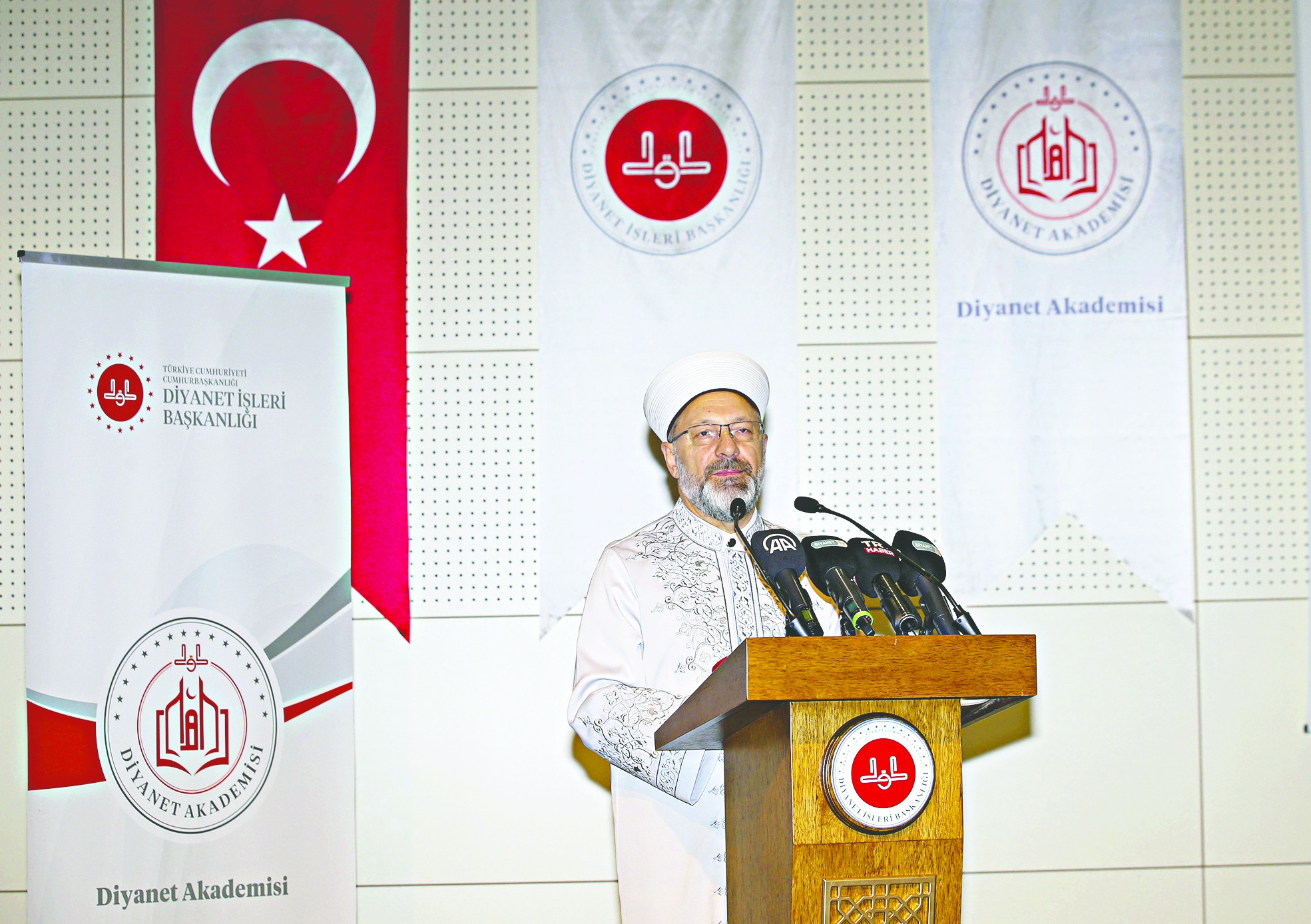 “Diyanet Akademisi din hizmetlerimizi daha güçlü kılacak”