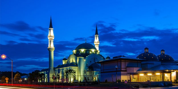 Diyanet Center Cemaat'i rahatsız etmiş!