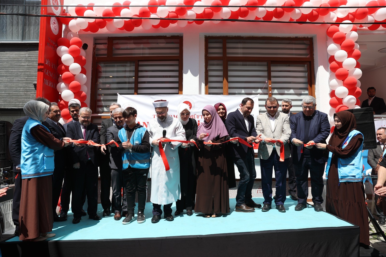 Diyanet İşleri Başkanı Ali Erbaş’tan gençlik mesajı