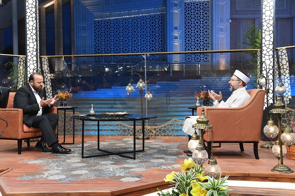 Diyanet İşleri Başkanı Erbaş “29 Mayıs’ta camilerimize kavuşacağız, hasret ve özlem bitecek” 