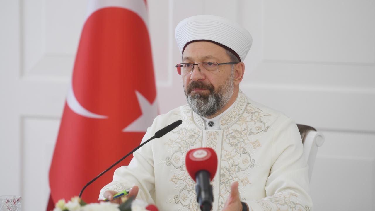Diyanet İşleri Başkanı Erbaş Batı Şeria’da yaşanan olaylar sonrasında İsrail’i kınadı