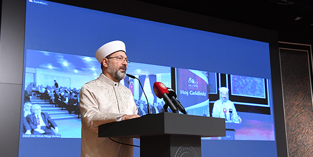 Erbaş: Bu konuda diğer ülkelere örnek oluyoruz!