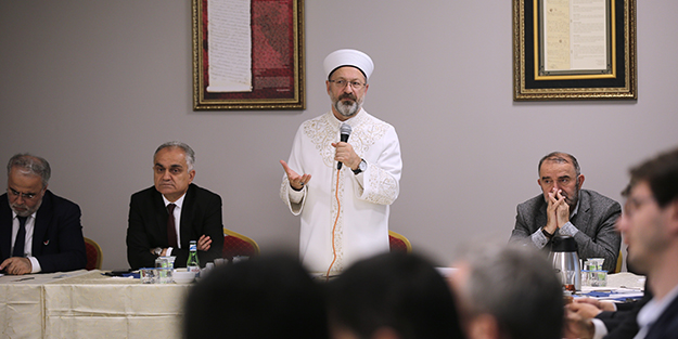 Diyanet İşleri Başkanı Erbaş: Filistinliler özgürlüğün ne olduğunu bütün dünyaya canlarıyla tanıttı!
