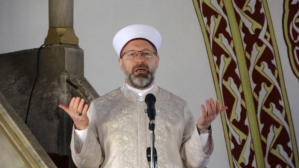 Diyanet İşleri Başkanı Erbaş, Hatay’da cuma hutbesi okudu 