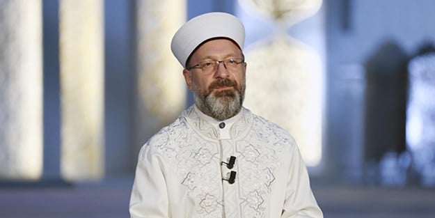 Diyanet İşleri Başkanı Erbaş: Her Müslüman gencin önderi Allah Resulü'dür