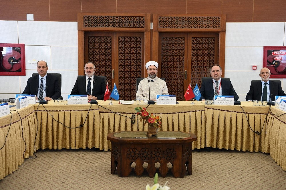 Diyanet işleri Başkanı Erbaş: “İslam’a uygun, özgün bir sigorta modelini inşa etmek vazgeçilmez bir sorumluluktur” 