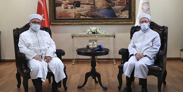 Diyanet İşleri Başkanı Erbaş, KKTC Din İşleri Başkanı Ünsal’ı kabul etti