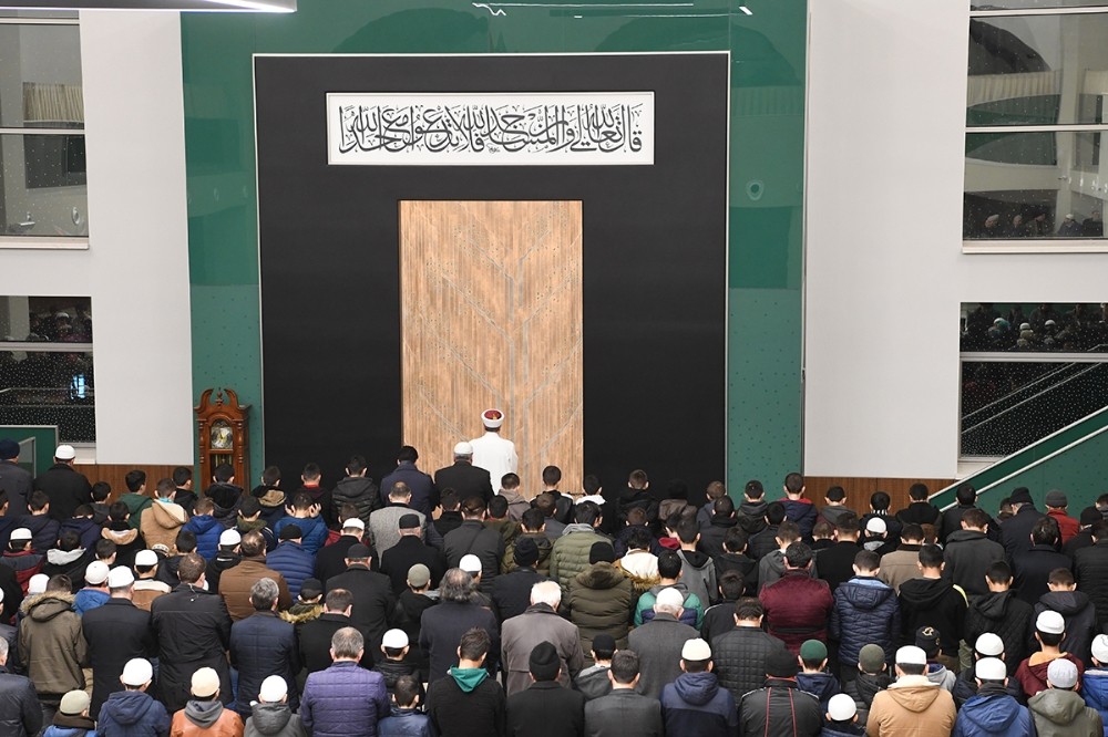 Diyanet İşleri Başkanı Erbaş: “Namaz, müslümanın alametifarikasıdır” 