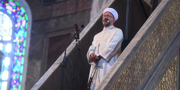 Diyanet İşleri Başkanı Erbaş'tan tepki: Hayretle karşılıyorum