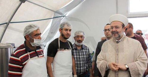 Diyanet İşleri Başkanı Mehmet Görmez Öncüpınar Konteyner Kenti ziyaret etti