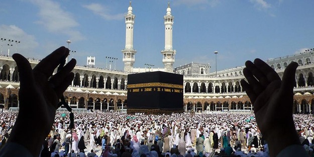 Diyanet, Türk Lirası üzerinden 2017 hac ve umre fiyatlarını açıkladı